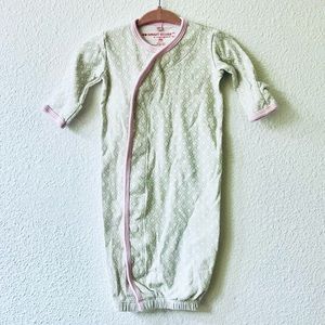 Magnificent Baby Smart Close Magnetic Sack Gown Sz NB Infant Cotton NWOT